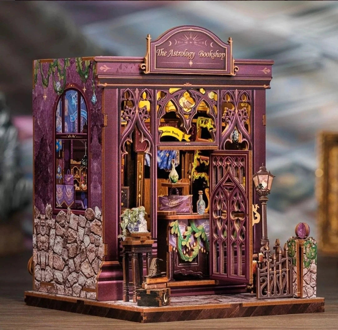 Book Nook DIY Librairie d’Astrologie
