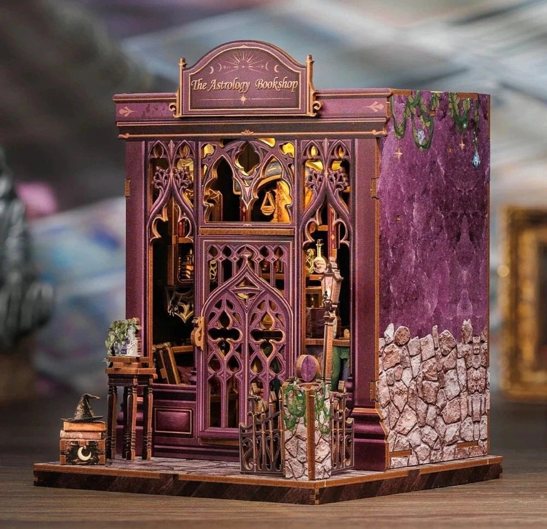 Book Nook DIY Librairie d’Astrologie