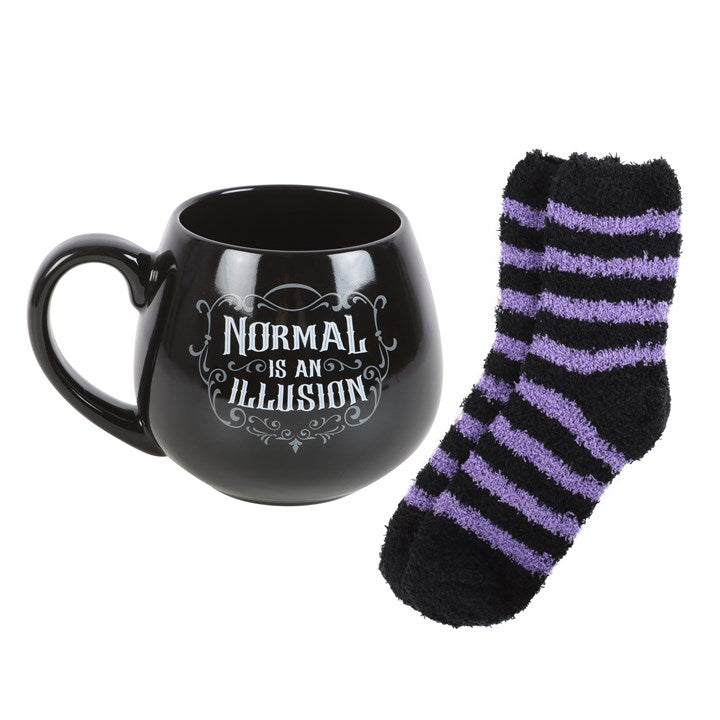 Mug + chaussettes " Normal is an illusion"